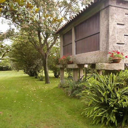 Willa Vivienda Tradicional Con Jardin Y Patio Interior Vilanova de Arousa Zewnętrze zdjęcie
