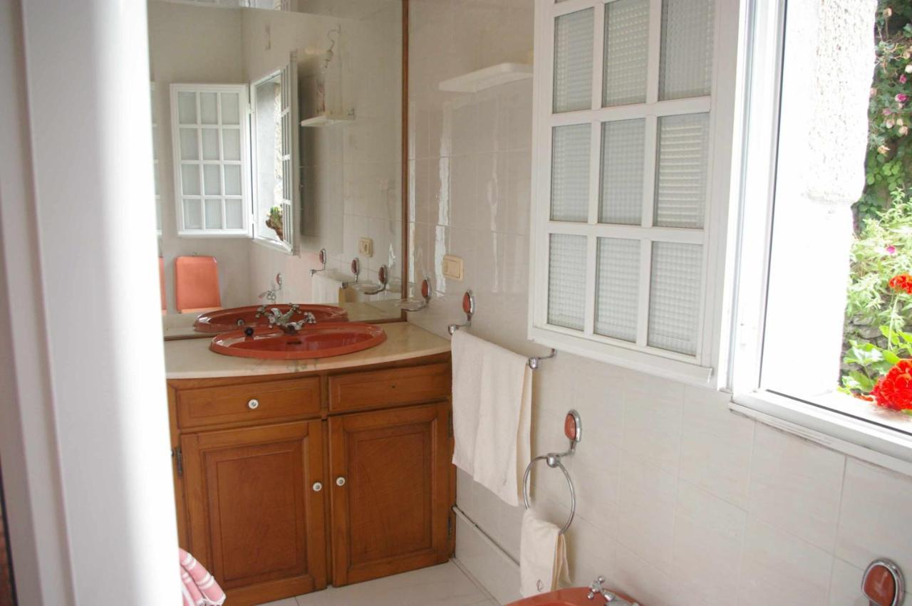 Willa Vivienda Tradicional Con Jardin Y Patio Interior Vilanova de Arousa Zewnętrze zdjęcie